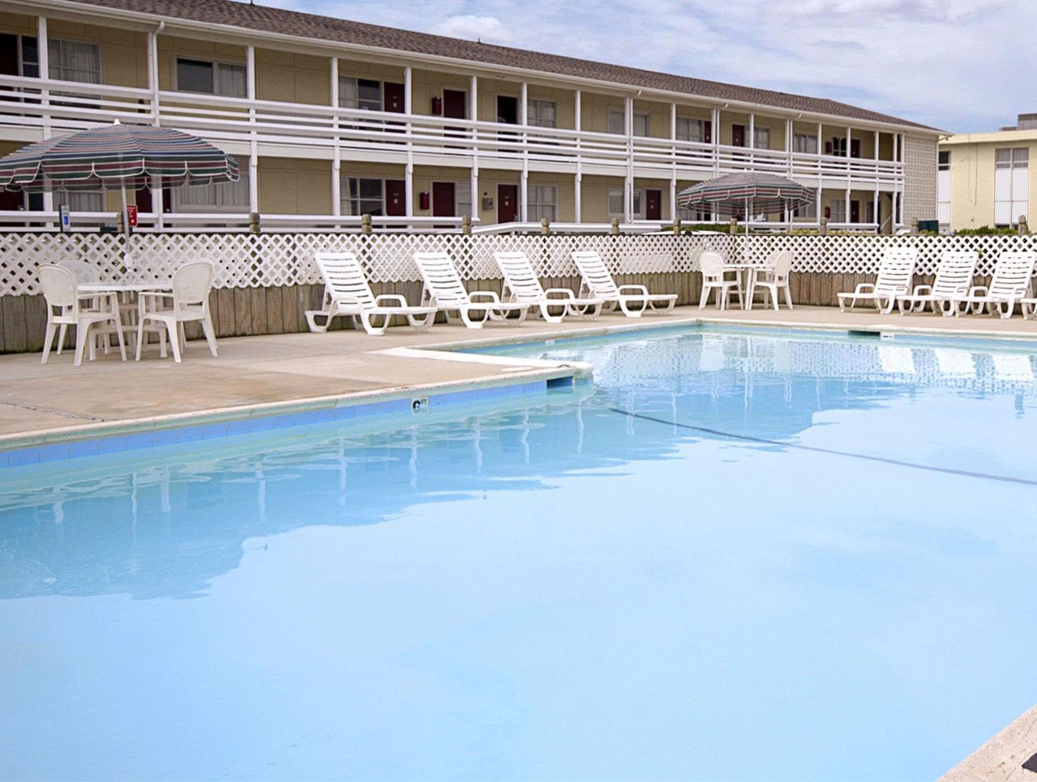 Mariner Inn And Suites Kill Devil Hills Exterior foto