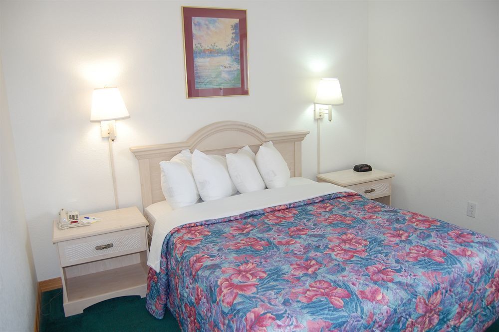 Mariner Inn And Suites Kill Devil Hills Exterior foto